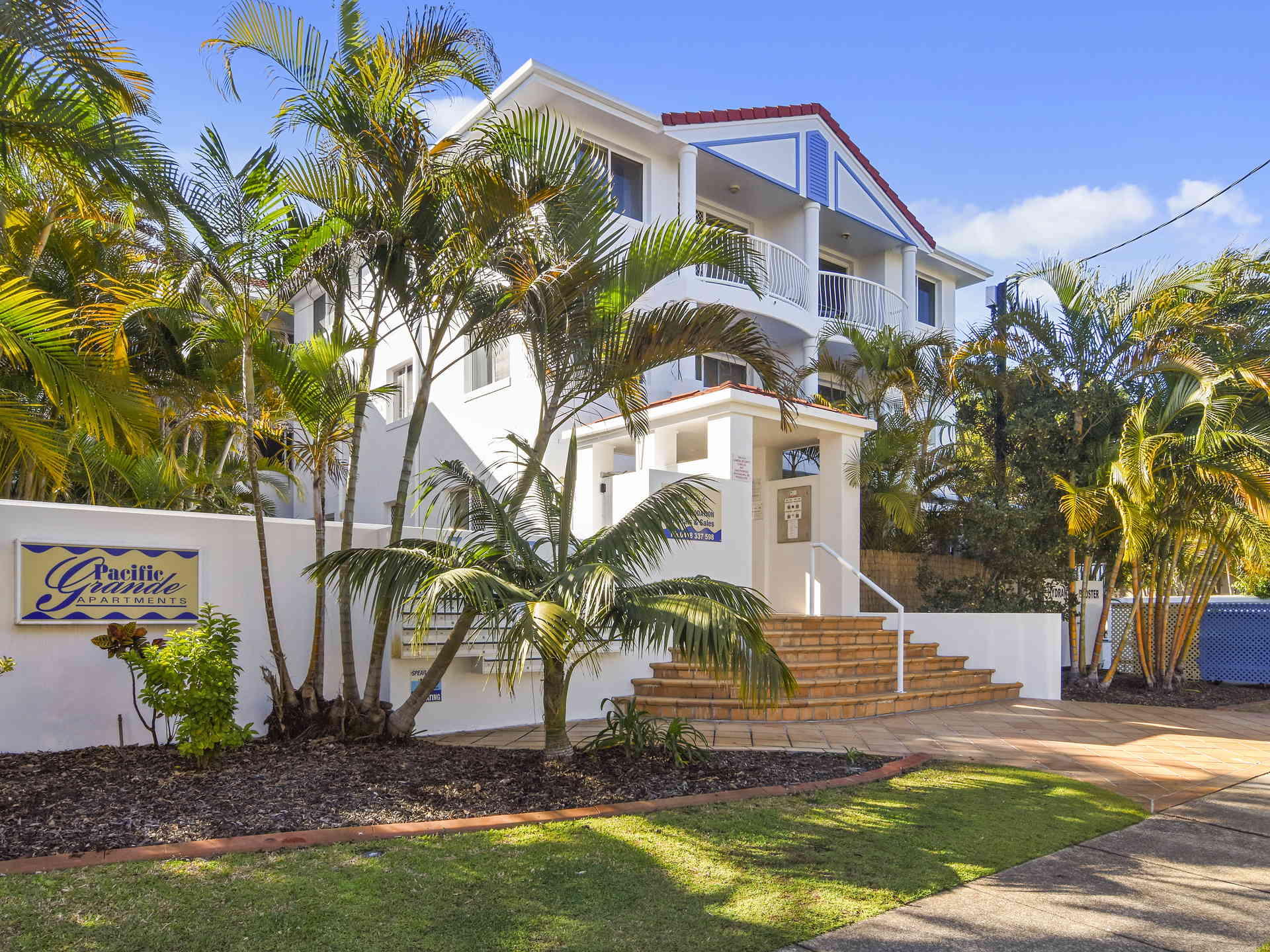 Real Estate | Gold Coast | Chevron Realty | 008 Open2view Id523271 49 7 17 Purli Street Chevron Island