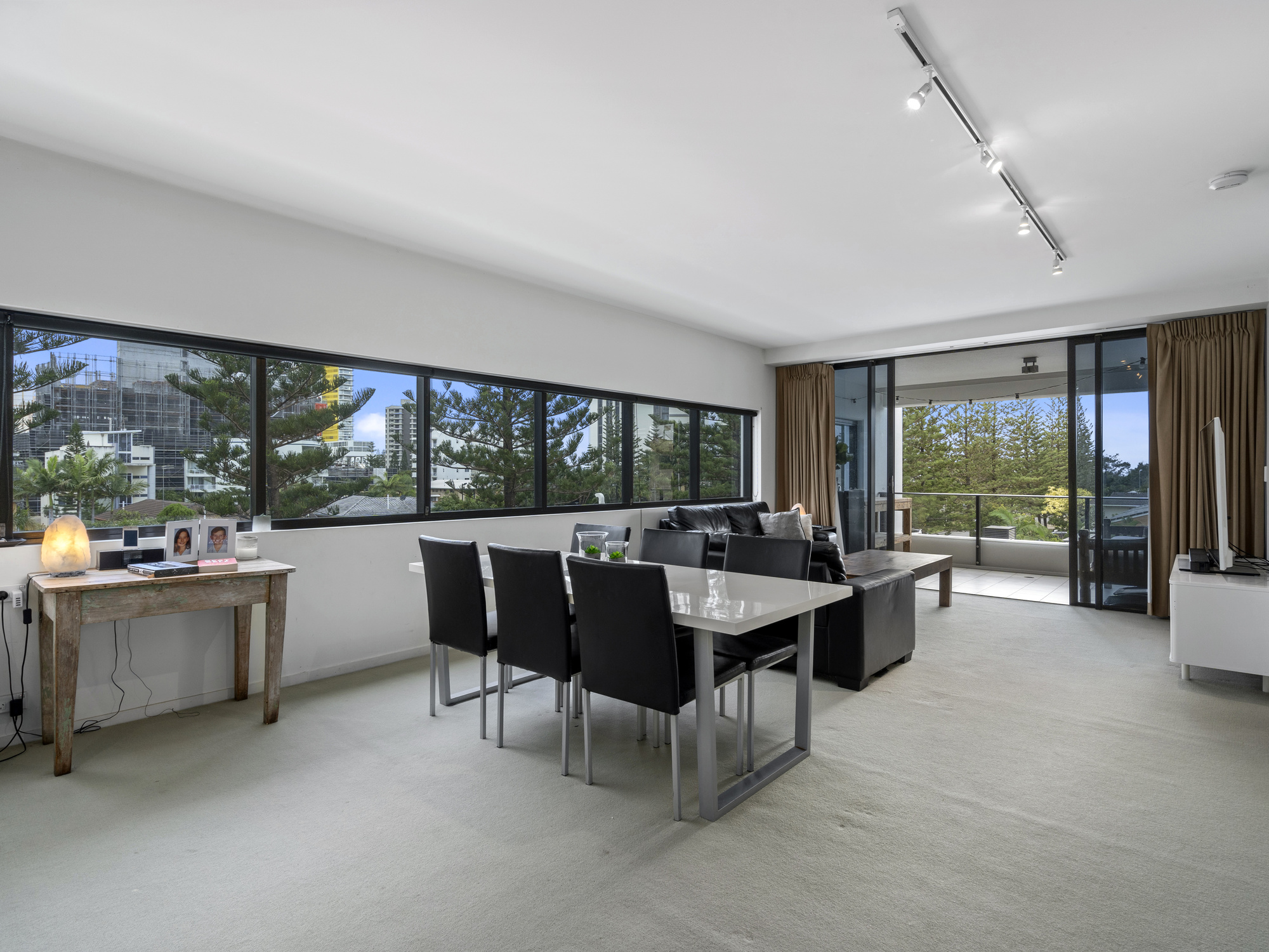 Real Estate | Gold Coast | Chevron Realty | 001 Open2view Id685729 301 14 George Avenue