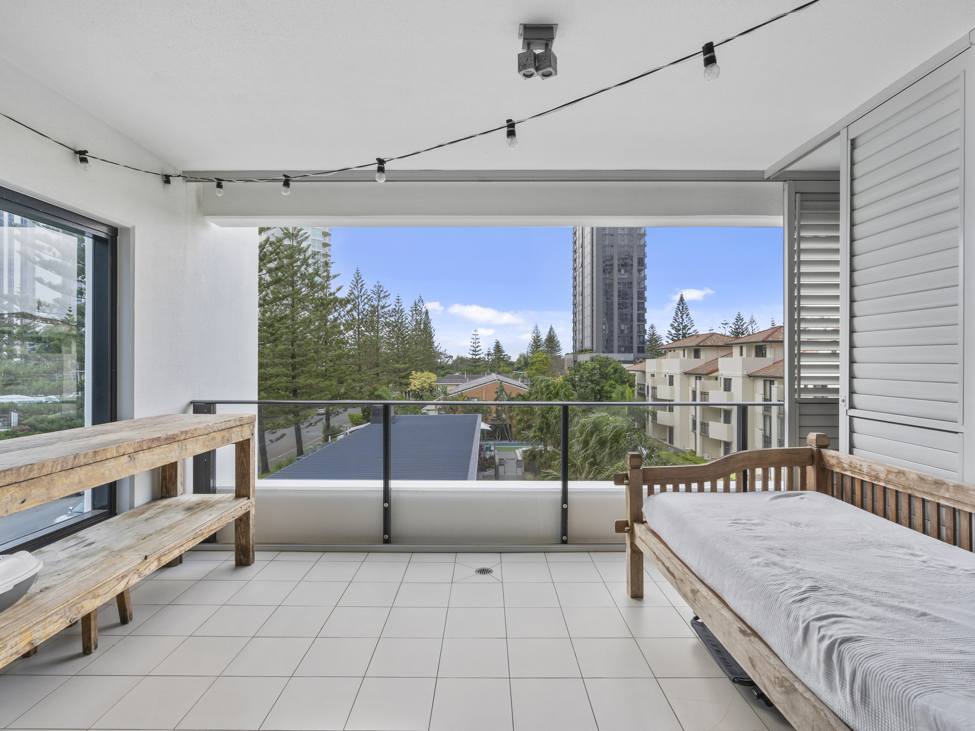 Real Estate | Gold Coast | Chevron Realty | 004 Open2view Id685729 301 14 George Avenue