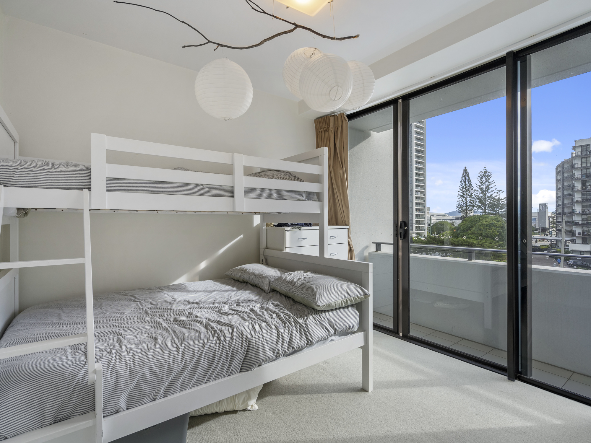 Real Estate | Gold Coast | Chevron Realty | 007 Open2view Id685729 301 14 George Avenue