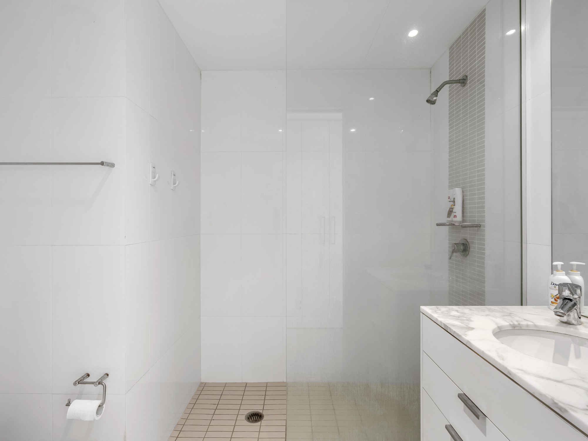 Real Estate | Gold Coast | Chevron Realty | 009 Open2view Id685729 301 14 George Avenue