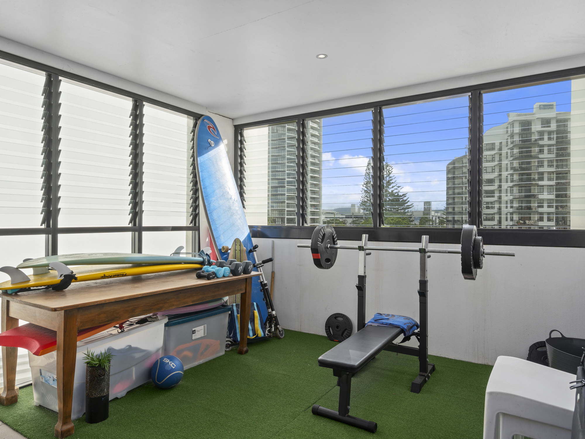 Real Estate | Gold Coast | Chevron Realty | 011 Open2view Id685729 301 14 George Avenue