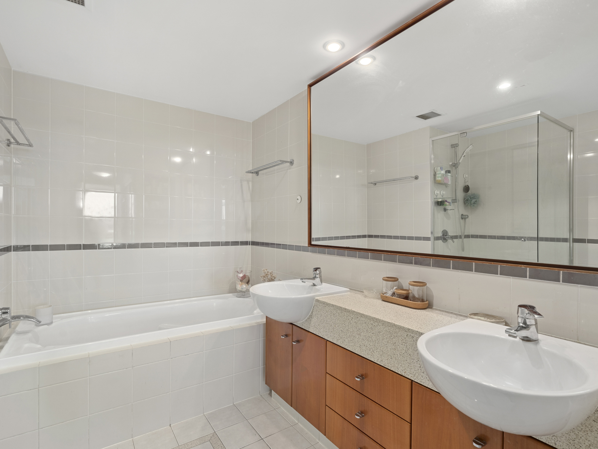 Real Estate | Gold Coast | Chevron Realty | 022 Open2view Id687061 4167 Ross Street